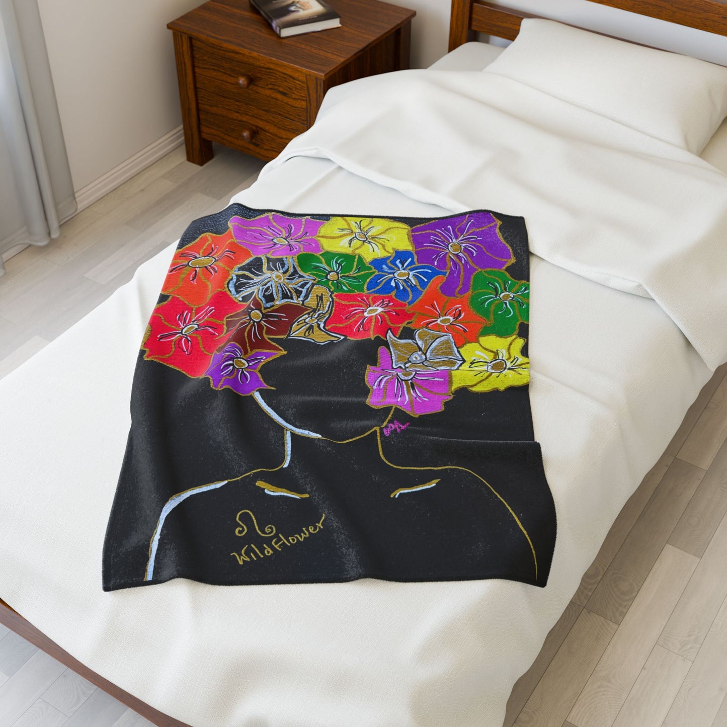 Wild Flower Plush Blanket, Cozy Home Decor, Flower Print Throw, Gift for Her, Soft Blanket for All Seasons